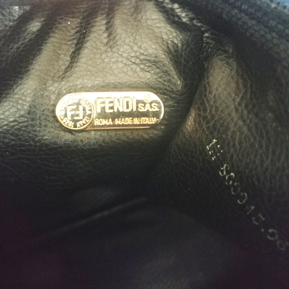 Fendi Vintage Coated Leather Crossbody Bag - Picture 7 of 10